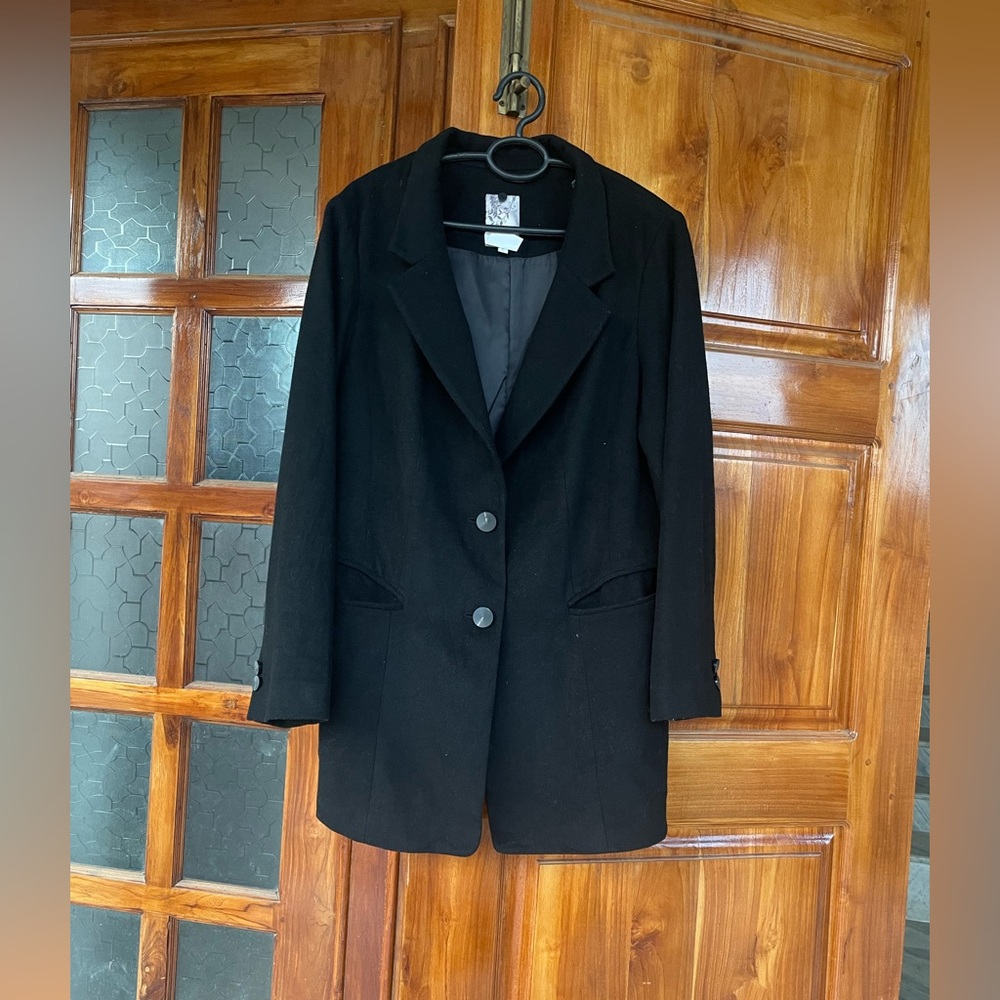 Wool blend long blazer coat. Size large. Gently used - Picture 6 of 6